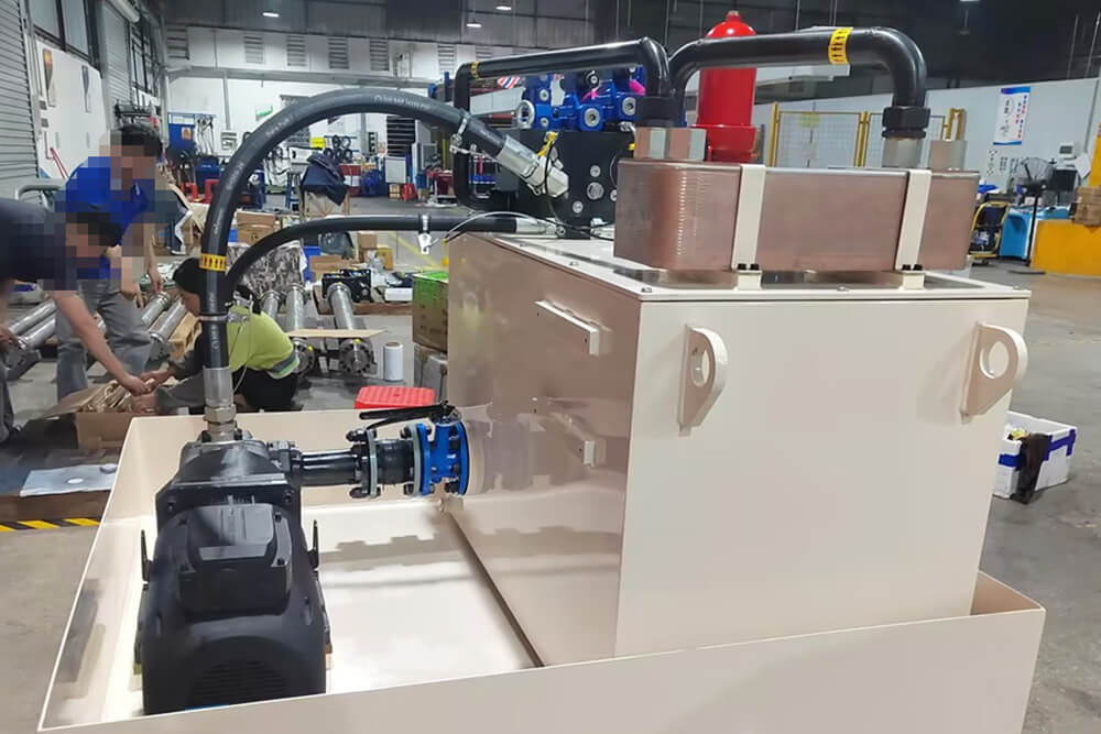 Foaming machine servoHydraulic Systems.jpg